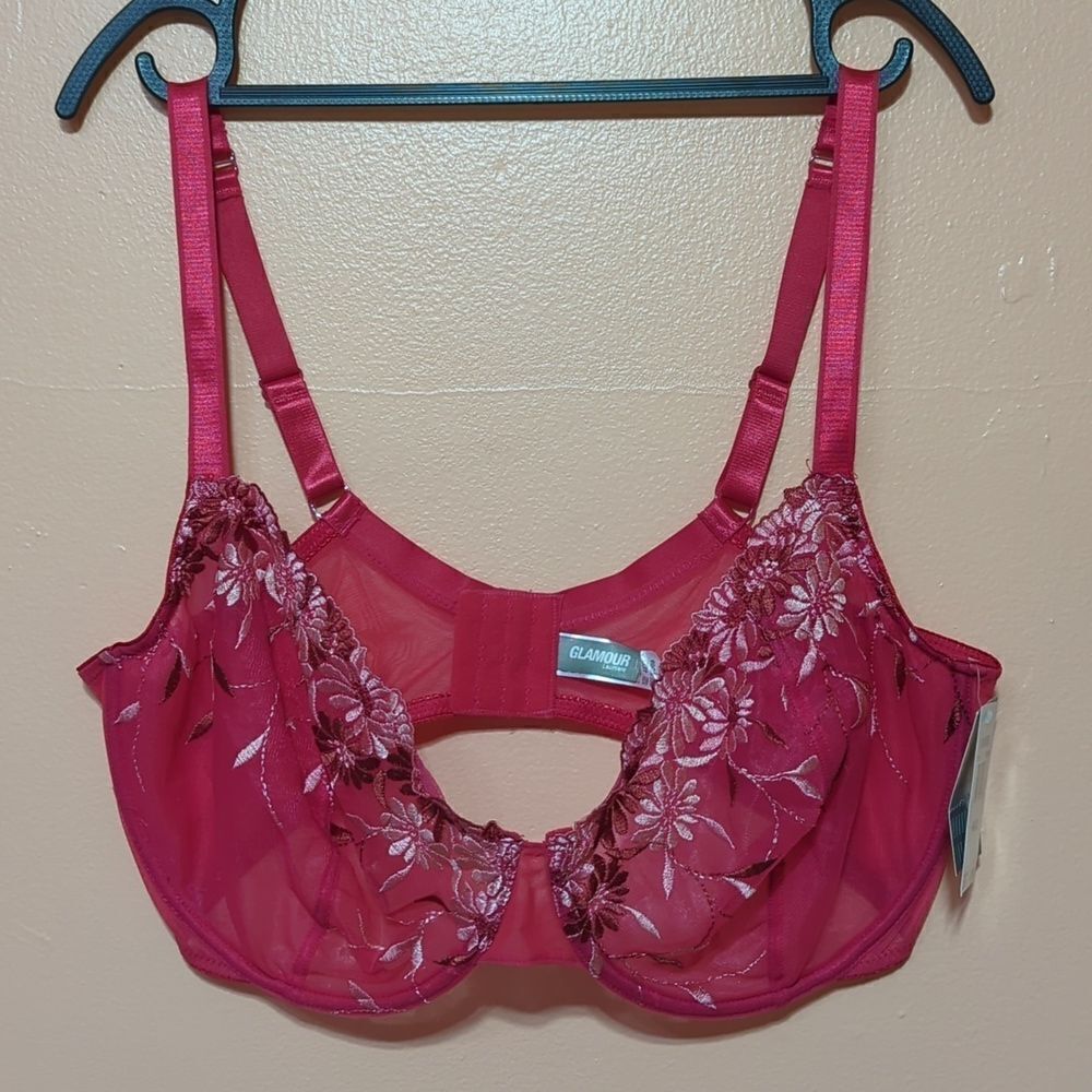 Glamour Lumiere Bra 44DD NWT